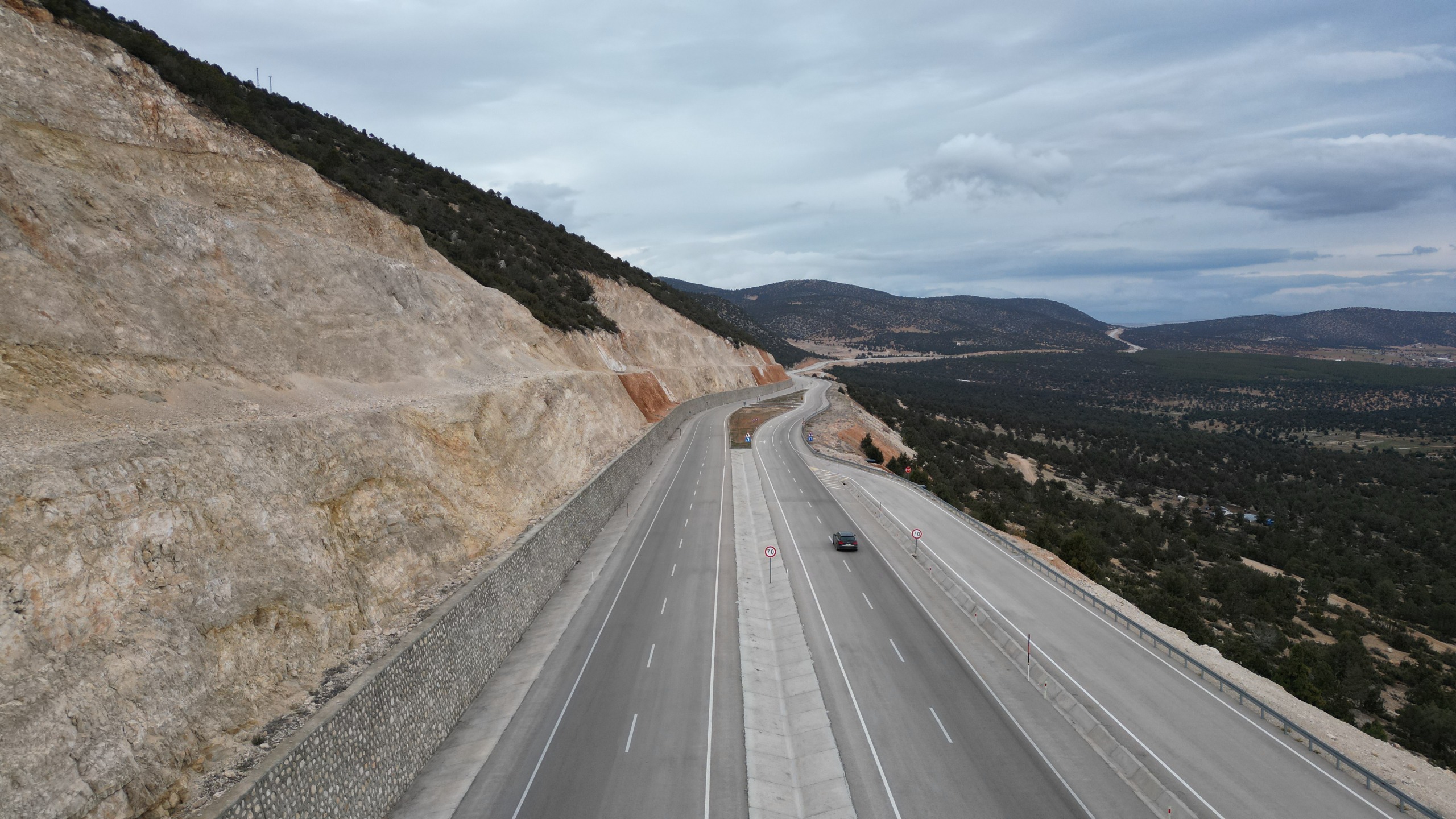 Korkuteli-Elmalı Yolu Açılıyor: Seyahat Süresi 21 Dakika Kısalıyor